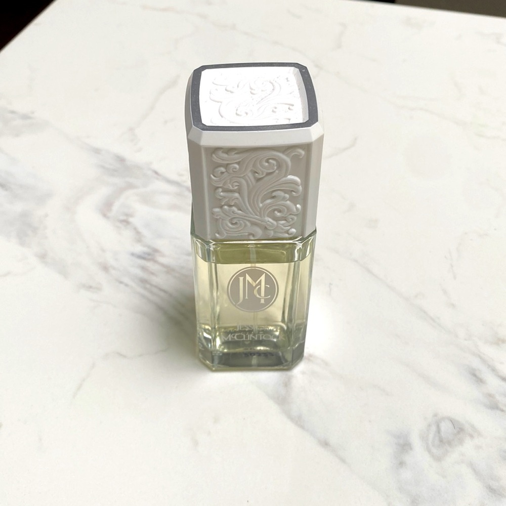 Jessica McClintock Eau de Parfum spray 3.4 fl oz